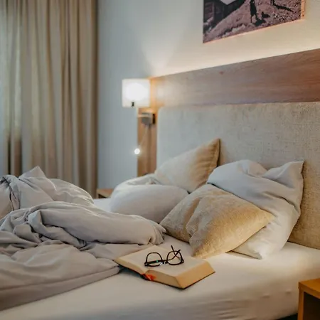 Schuetzenhof Готель 3*