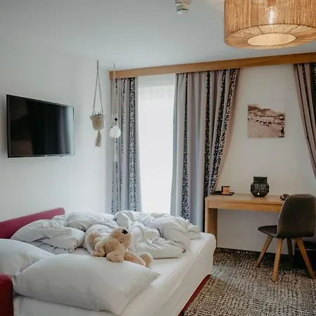 Schuetzenhof 3* Флахау