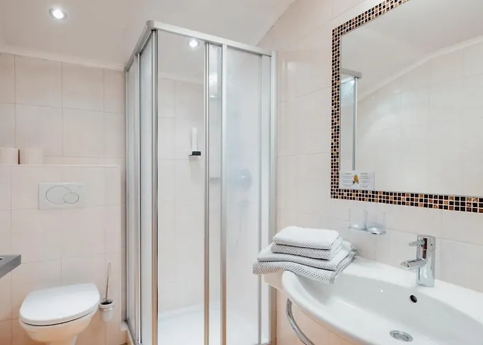 Schuetzenhof מלון פלאכאו