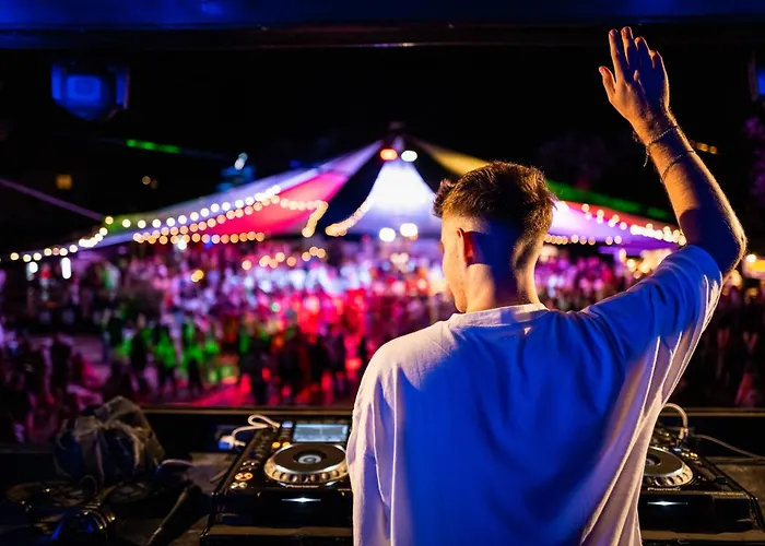 Schuetzenhof מלון פלאכאו